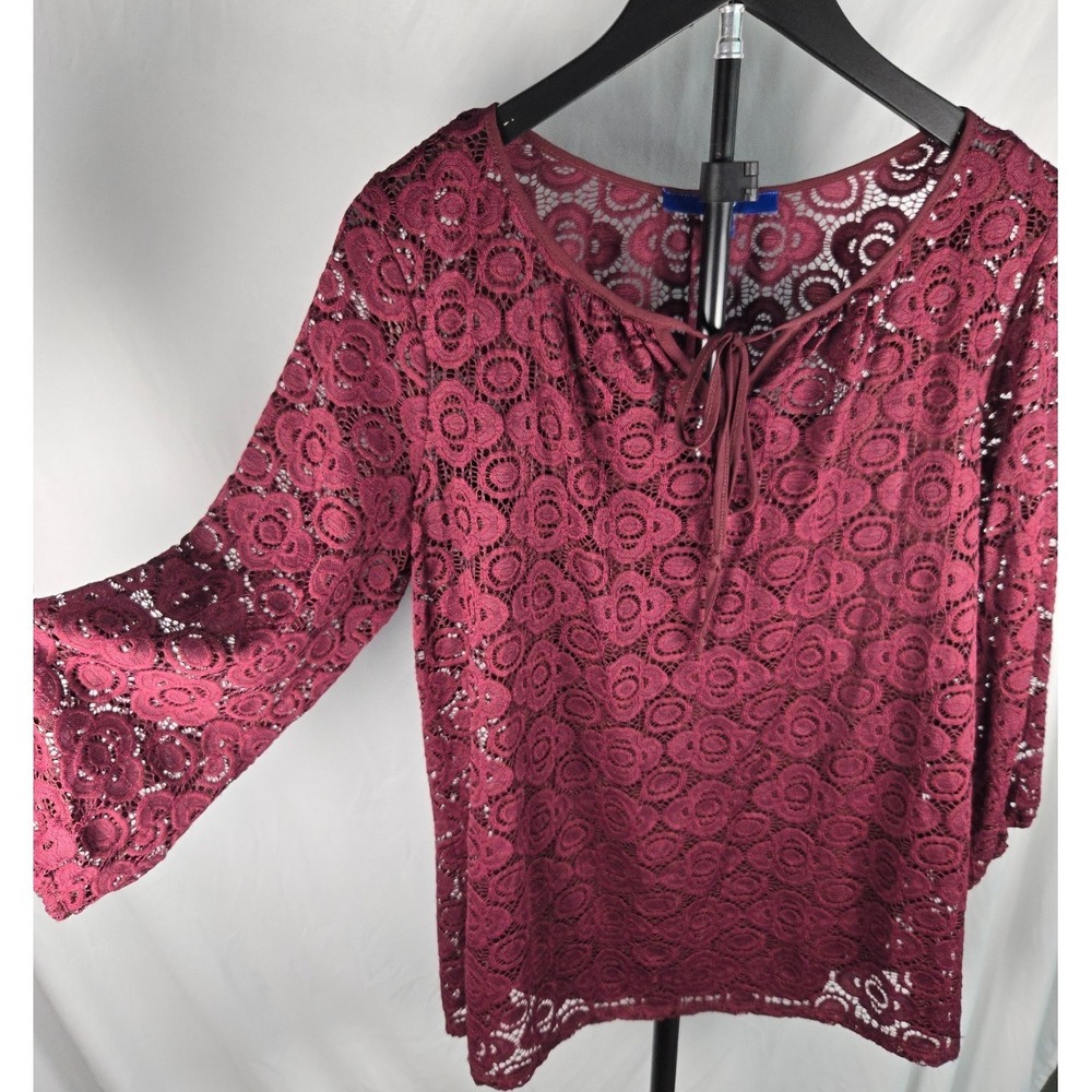 Burgundy Floral Lace Top L Lined Tie Neck 3/4 Sleeve Boho Romantic